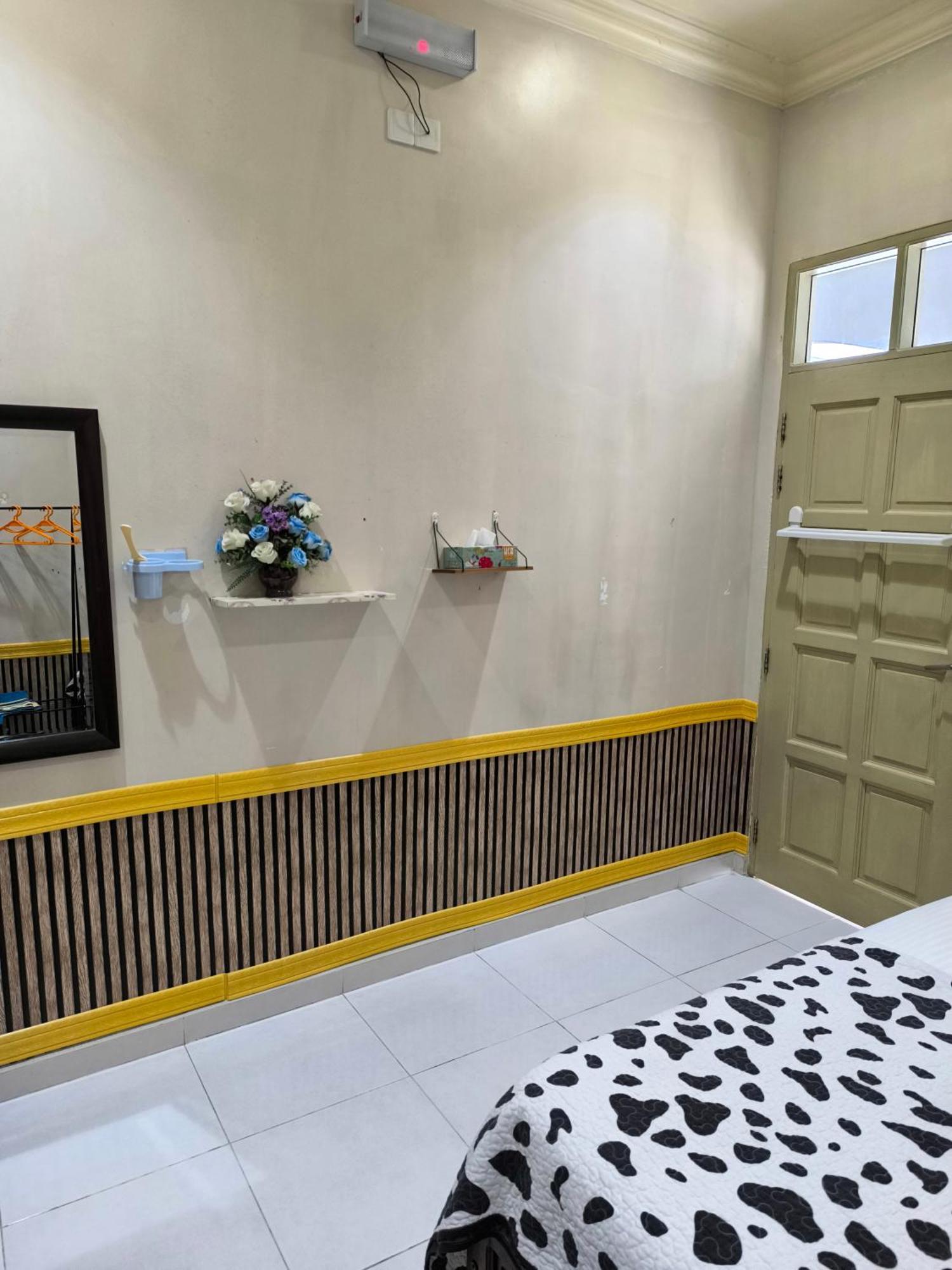 Desa Besut Inn Kampung Kuala Besut Dış mekan fotoğraf